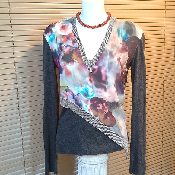 VGC gorgeous colours ZARA top size M, flowy fabric, very feminine yet a bit edgy - Picture 3 of 12